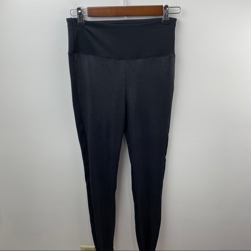 Assets By Spanx Shiny Leggings